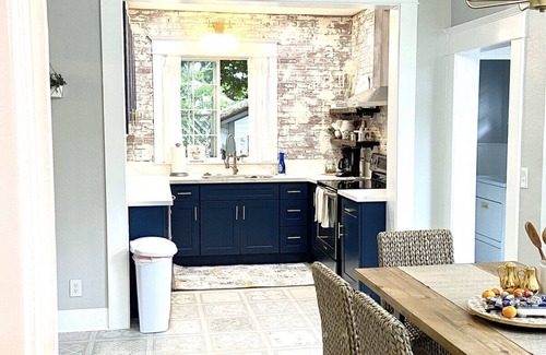 Albany House | A Renovated Historical Home in PNW Monteith District