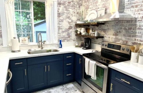 Albany House | A Renovated Historical Home in PNW Monteith District