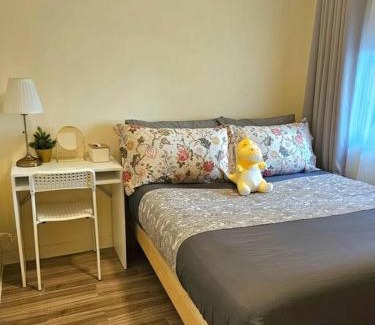 Binan City Apartment | A Retro Style One Bedroom