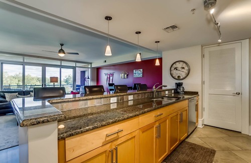 Tuscaloosa Condo | A ROLL-TIDE RENTAL 2 blocks from SABAN FIELD at BRYANT DENNY Stadium!