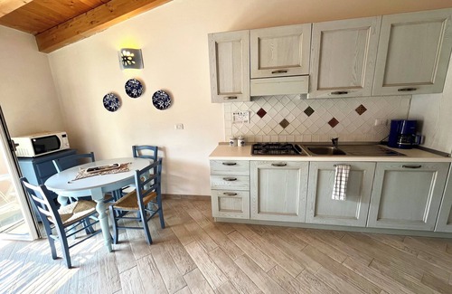 La Ciaccia Apartment | A romantic mansion from the sea