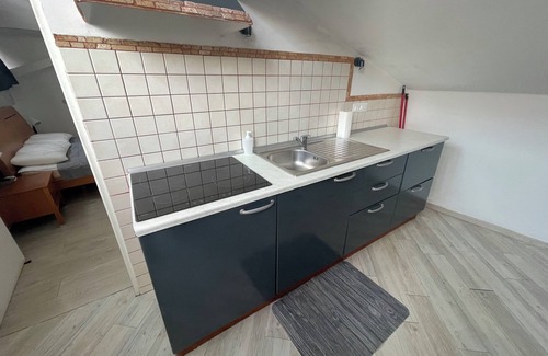 San Vincenzo Apartment | A Roof in the City