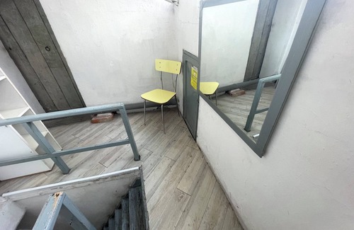 San Vincenzo Apartment | A Roof in the City