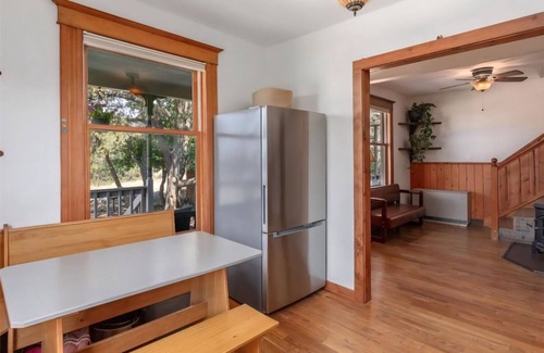 Crestone House | A Serene 4-Bedroom Mountain Haven