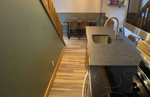 Ellicottville House | ❄️⛷A short walk to Holiday Valley adventures and 1 mile from the village🏂❄️