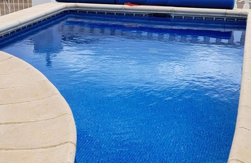 Pilar de la Horadada House | A small family home with pool