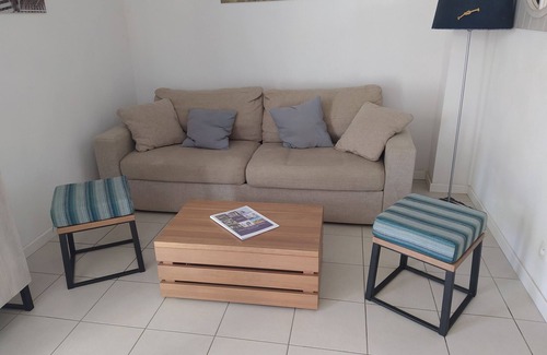 Bourgenay Ski Chalet | A small house in the Vendée, with access to the swimming pool