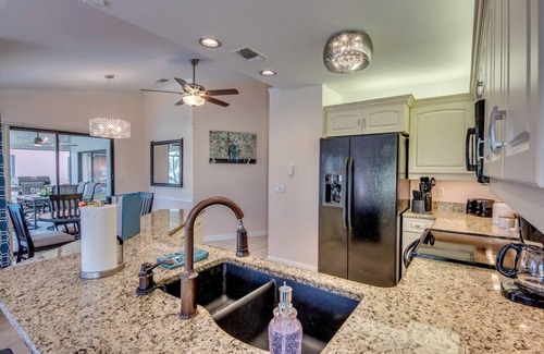 Fort Myers Villa | A spacious 3-bedroom retreat in sunny Cape Coral.