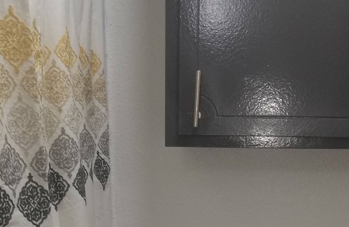 Braeswood Place House | A spacious centrally located jewel only minutes from NRG and The Medical Center.