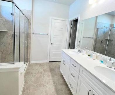 Keller Villa | A Tranquil Haven for the Family