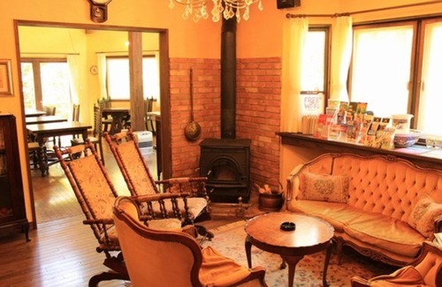 Fujikawaguchiko Hotel | A twin room with a stylish catfoot bathtub You /Minamitsurugun Yamanashi
