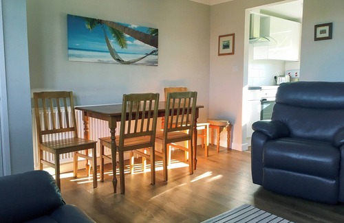 Dartmouth Cottage | A two bedroom chalet sleeping four people, just outside of Dartmouth.