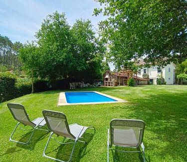 Salvaterra de Mino House | A Viña de Lina. Turismo rural con piscina y finca.