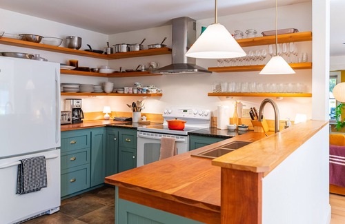 Newport Landing Cottage | A well-appointed cottage tucked away on the Gaspereau Mountain.