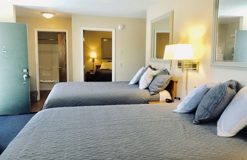 Cody Hotel | A Western Rose