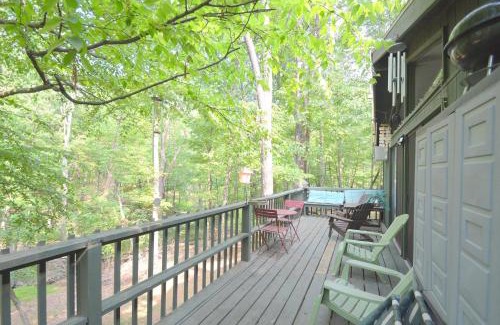 The Woods House | A Zen Mountain Retreat - Nirvana Awaits