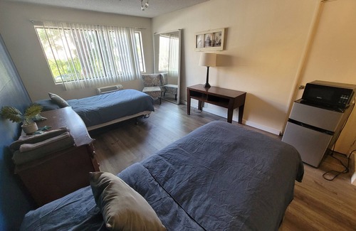 Pico - Robertson Hotel | (A01) Affordable Double Bed