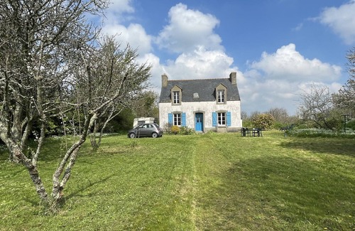 Pouldreuzic House | A6074-RESTORED BRETON HOUSE WITH GARDEN!