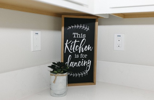 Perris House | AA-NEW Beautiful 4-Bedroom Home in Perris CA