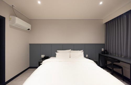 Cheongju Hotel | Aank Ryokan x Aank Air Cheongju