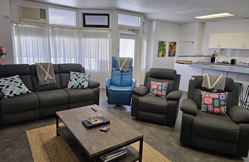 Port Lincoln Apartment | Aart Apartments Port Lincoln, Accommodation in the CBD, wheelchair accessible .n