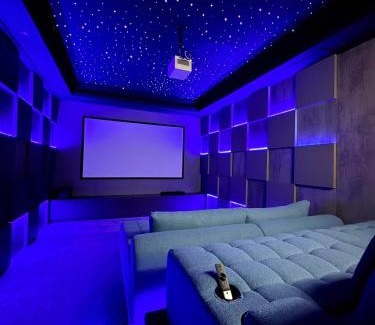 Ajman Villa | AB Villa - Pool & Cinema