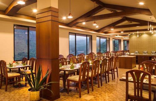 Devikolam Resort | Abad Copper Castle Resort
