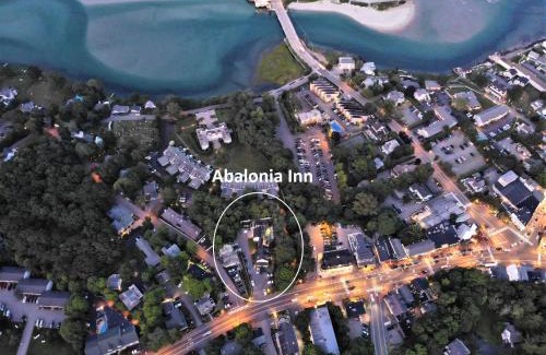 Ogunquit Hotel | Abalonia Inn