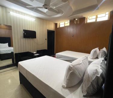 Loralai District Hotel | Aban Suites