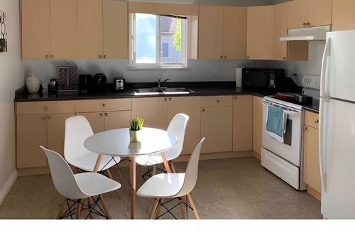 McMillan House | Abby Garden - air-conditioned.