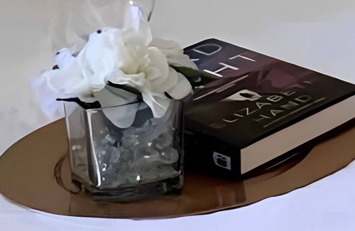 McMillan House | Abby Garden - air-conditioned.