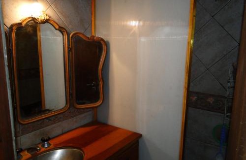 Dina Huapi Ski Chalet | Abedules