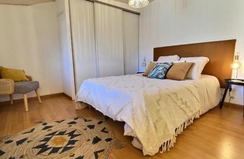 Bourg-de-Peage Apartment | Abeille Centre Parking