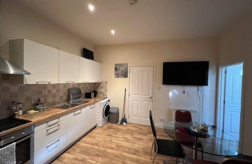 Central Aberdeen Apartment | Aberdeen stay central 2-bedrooms Apt-No Party