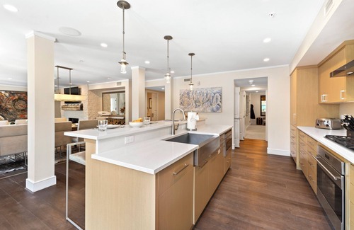 Downtown Park City Condo | Abode at Sky Silver | Upscale 3Bdr Flat on Main St. | Easy Trail Access