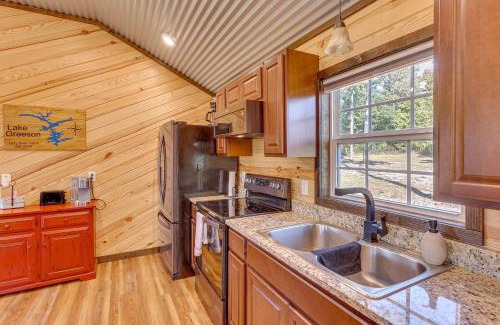 Amity House | about 1 Mi to Lake Greeson and Ramp Lazy Bear Cabin