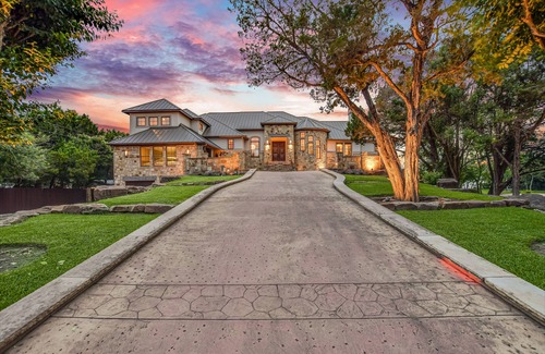 Lower Basin Lake Travis House | Above Sunset PointI Waterfront I Lake Travis I Pool&Spa I Game Room I Dock