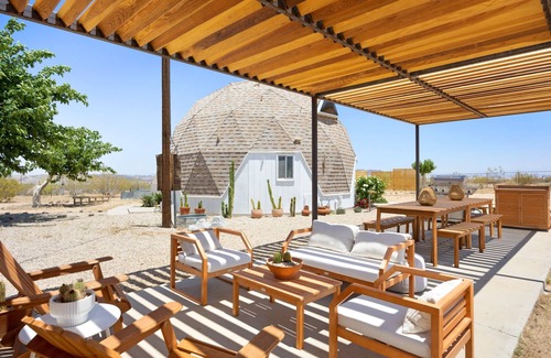 Landers House | 🌵Abracadabra Dome in the Desert - Come Experience the UNIQUE and Cozy🌵