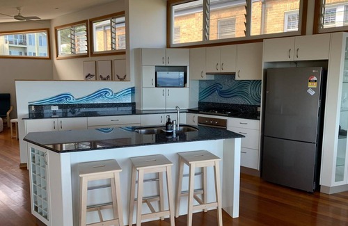 Scarborough House | Absolute ocean view (and mountain views also)
