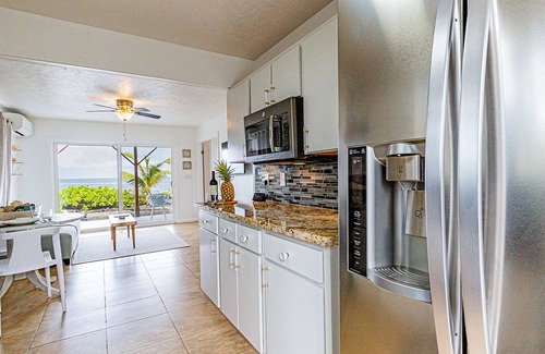 Keaau House | Absolute Oceanfront on Ancient Lava Cliffs! Whales, dolphins, turtles!