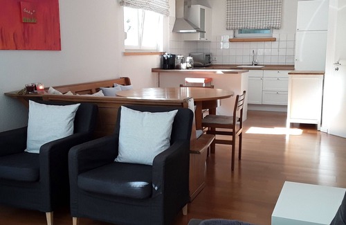 Langenargen Apartment | Absolute peace, 73 m² apartment in Langenargen - holiday on Lake Constance .