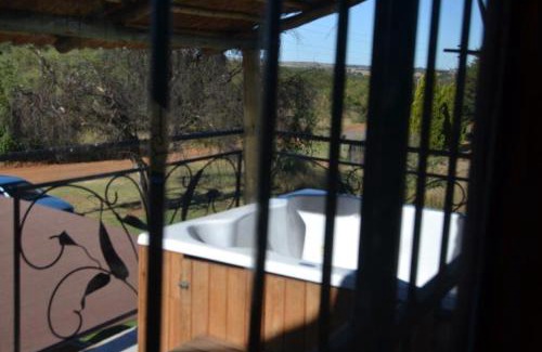 Vanderbijlpark House | abuntu guest house