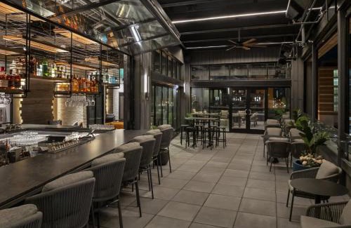 Downtown Hotel | AC Hotel by Marriott St. Louis Clayton