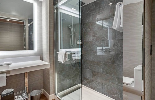 Mount Vernon Triangle Hotel | AC Hotel by Marriott Washington DC Convention Center