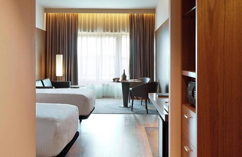 Les Corts Hotel | AC Hotel Diagonal L'Illa by Marriott