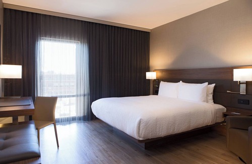 Westport Hotel | AC Hotel Kansas City Plaza