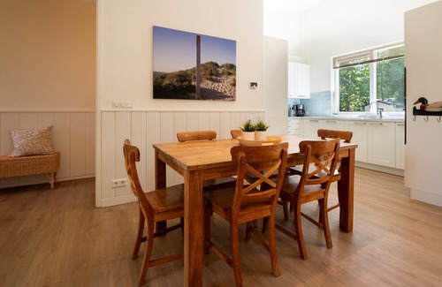 Nieuw-Haamstede House | Acacialaan 7 holiday in comfortable holidayhome located in nature