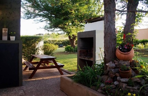 Yocsina Ski Chalet | Acacias