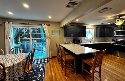 Eastward Look House | Academic Rental Sept-May