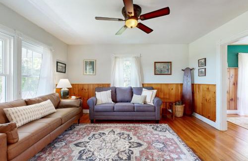 East Sullivan House | Acadia Lights Cottage & Cabin